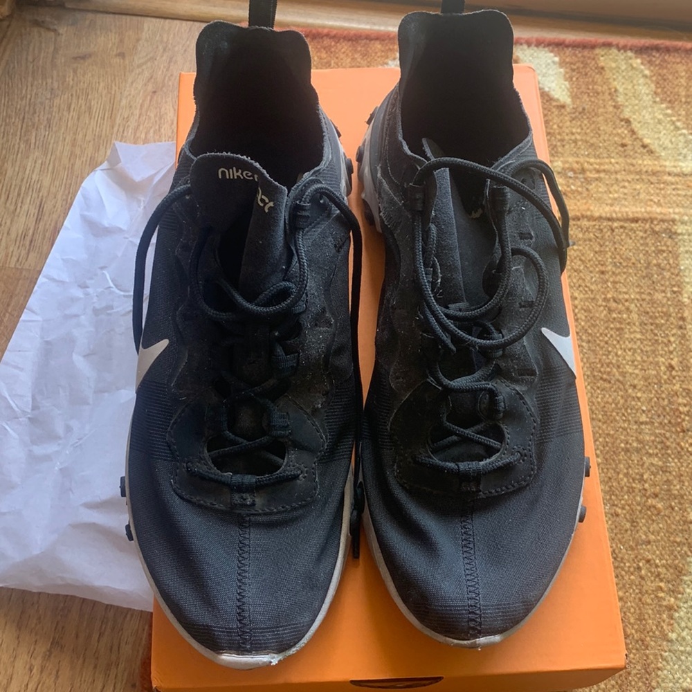 NIKE React Mens size 9.5